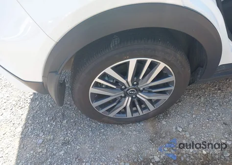 2024 Nissan Kicks Sv Xtronic Cvt из США, поврежденный, VIN 3N1CP5CV6RL559214